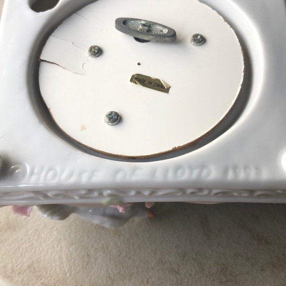 Music box - Picture 2 of 2